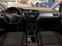Volkswagen Touran vaihtoauto