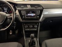Volkswagen Touran vaihtoauto