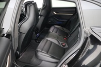 Porsche Taycan vaihtoauto