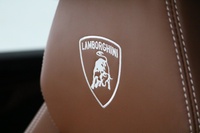 Lamborghini Urus vaihtoauto