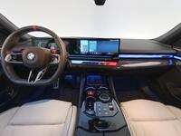 BMW M5 vaihtoauto