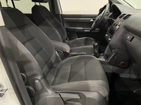 Volkswagen Touran vaihtoauto