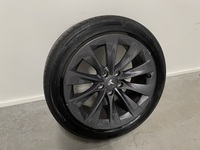 Tesla Model S vaihtoauto