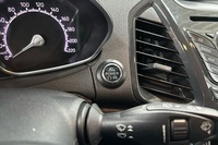 Ford Ecosport vaihtoauto