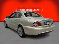 Jaguar X-Type vaihtoauto