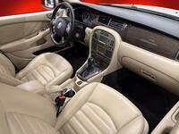 Jaguar X-Type vaihtoauto