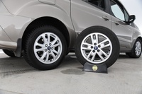 Ford Grand Tourneo Connect vaihtoauto