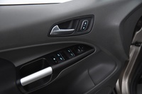 Ford Grand Tourneo Connect vaihtoauto