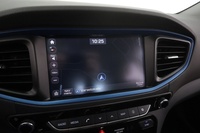 Hyundai IONIQ hybrid vaihtoauto