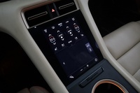 Porsche Taycan vaihtoauto