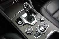 Alfa Romeo Stelvio vaihtoauto