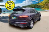 Porsche Cayenne vaihtoauto