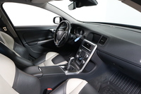 Volvo V60 Cross Country vaihtoauto