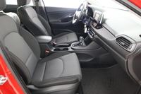 Hyundai i30 5d vaihtoauto