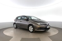 Toyota Auris vaihtoauto