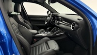 Alfa Romeo Stelvio vaihtoauto