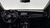 Alfa Romeo Stelvio vaihtoauto