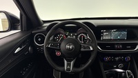 Alfa Romeo Stelvio vaihtoauto