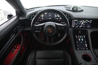 Porsche Taycan vaihtoauto