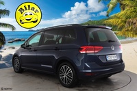 Volkswagen Touran vaihtoauto