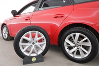 SEAT Leon Sportstourer vaihtoauto