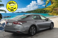 Toyota Camry vaihtoauto