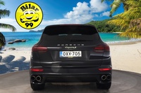 Porsche Cayenne vaihtoauto