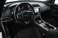 Jaguar XE vaihtoauto
