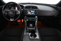 Jaguar XE vaihtoauto