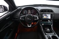 Jaguar XE vaihtoauto