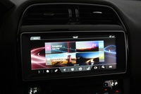 Jaguar F-PACE vaihtoauto