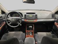 Toyota Camry vaihtoauto