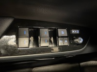 Toyota Prius Plug-in vaihtoauto