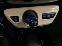 Toyota Prius Plug-in vaihtoauto