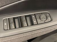 Lexus LBX vaihtoauto