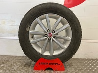 Jaguar F-PACE vaihtoauto