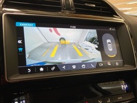 Jaguar F-PACE vaihtoauto