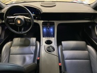 Porsche Taycan vaihtoauto