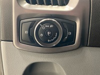 Ford Tourneo Custom vaihtoauto