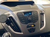 Ford Tourneo Custom vaihtoauto