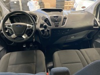 Ford Tourneo Custom vaihtoauto