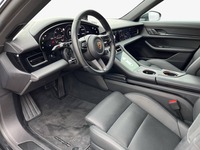 Porsche Taycan vaihtoauto
