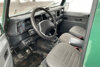 Land Rover Defender vaihtoauto