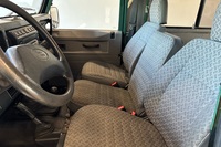 Land Rover Defender vaihtoauto