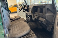 Land Rover Defender vaihtoauto