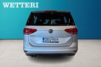 Volkswagen Touran vaihtoauto