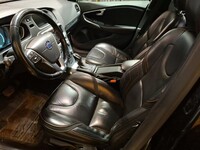 Volvo V40 Cross Country vaihtoauto