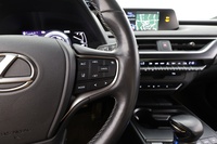 Lexus UX vaihtoauto