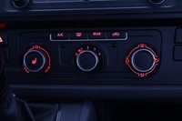 Volkswagen Caravelle vaihtoauto