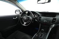 Honda Accord vaihtoauto